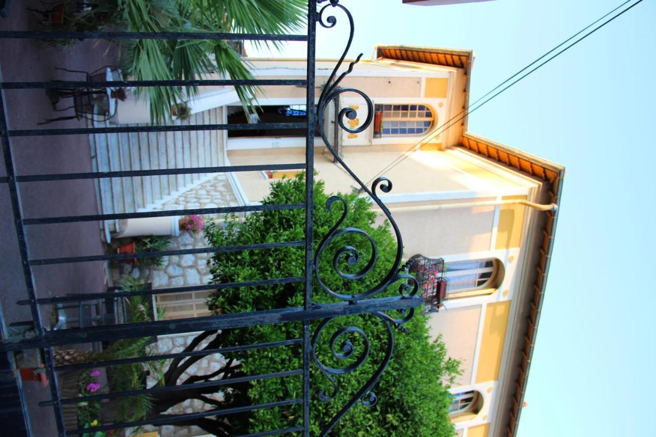 Villa Mon Reve Apartements Nicea Zewnętrze zdjęcie